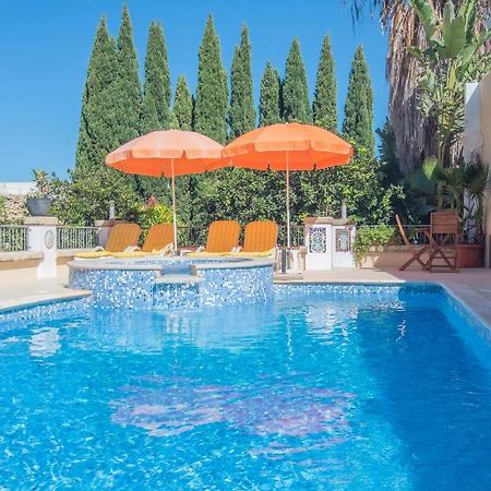 Central Villa Flatlet With Pool - Free Parking And Wifi Lija Zewnętrze zdjęcie