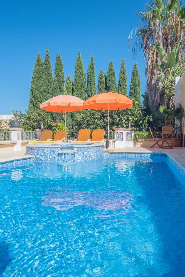 Central Villa Flatlet With Pool - Free Parking And Wifi Lija Zewnętrze zdjęcie