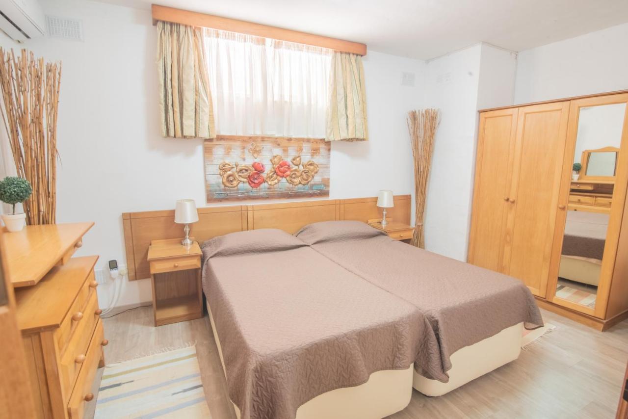 Central Villa Flatlet With Pool - Free Parking And Wifi Lija Zewnętrze zdjęcie